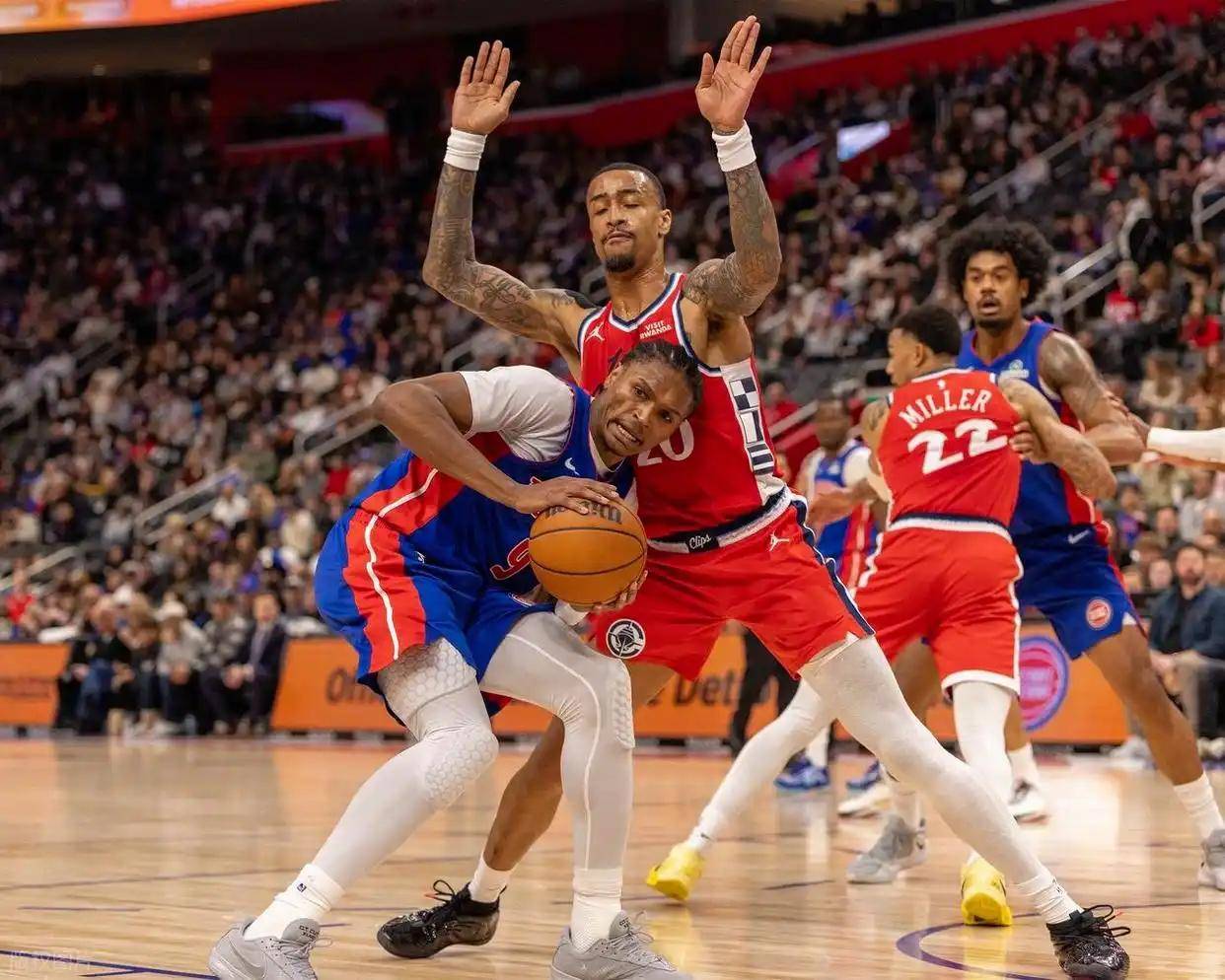 官方登录入口-这也行？迈阿密热火止住颓势备战欧篮联清晨底特律活塞调整名单以备CBA常规赛，马德里竞技集结日刷新队史纪录的简单介绍